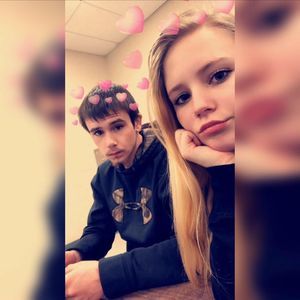 Meet your Posher, Cloe